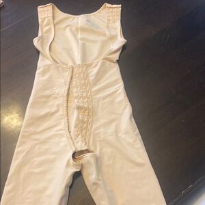 Seamless Cream Shapewear Bodysuit